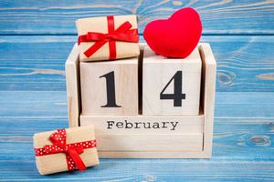 Что подарить на 14 февраля: идеи для подарка