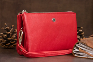 Як правильно почистити червоний шкіряний гаманець?