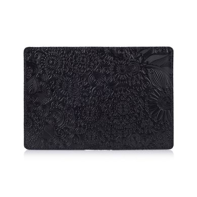 Оригінальна шкіряна обкладинка для паспорта чорного кольору з художнім тисненням "Mehendi Art"