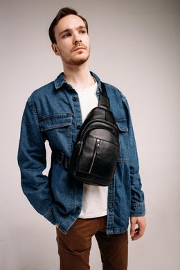 Чоловічий шкіряний рюкзак на одне плече Tiding Bag SM8-811A Чорний