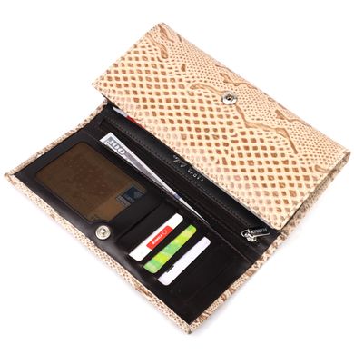 Горизонтальний лакований гаманець із фактурної натуральної шкіри KARYA 21172 Бежевий