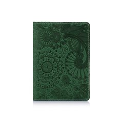 Оригінальна шкіряна обкладинка для паспорта зеленого кольору з художнім тисненням "Mehendi Art"
