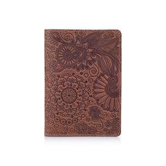 Обложка для паспорта с матовой натуральной кожи цвета глины с художественным тиснением