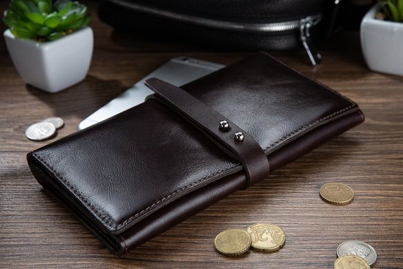 Місткий шкіряний гаманець на кобурною гвинті коричневого кольору