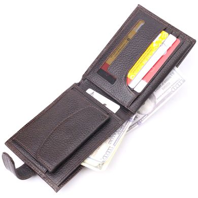 Лакированное мужское портмоне с хлястиком из натуральной фактурной кожи KARYA 21082 Коричневый