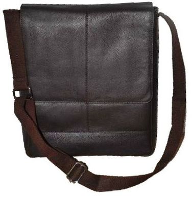 Чоловіча вертикальна шкіряна сумка листоноша формату А4 Livergy темно-коричнева
