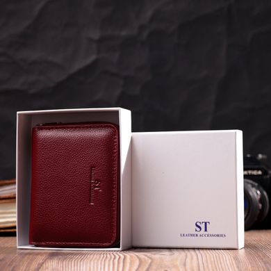 Симпатичний шкіряний гаманець для жінок на блискавці з тисненим логотипом виробника ST Leather 19491 Бордовий