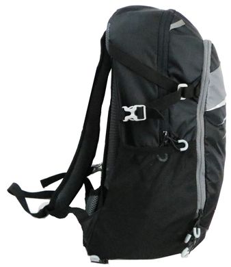 Рюкзак с дышащей спинкой и дождевиком Crivit 16L IAN37180 черный