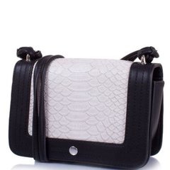 Жіноча міні-сумка з якісного шкірозамінника AMELIE GALANTI (АМЕЛИ Галант) A1410190-white-black Чорний