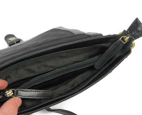 Кожаная сумка-плантешка среднего размера Always Wild С48.0163 черный