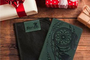 Кожаные обложки на паспорт и их преимущества