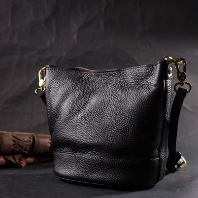 Кожаная женская сумка с автономной косметичкой внутри Vintage 22363 Черная