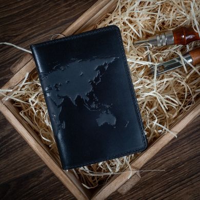 Дизайнерская кожаная обложка для паспорта черного цвета с отделением для карт, коллекция "World Map"