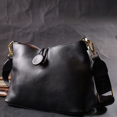 Женская сумка с оригинальной застежкой пуговкой из натуральной кожи Vintage 22319 Черная